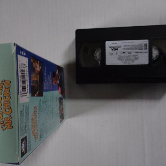 The Ghost and Mr. Chicken - VHS Tape - 1996 with Don Knotts - A Comedy Classic - Picture 5 of 5
